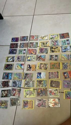 (OLHE A DESCRIÇÃO) VENDA DE LOTE LENDÁRIO - CARTAS POKÉMON