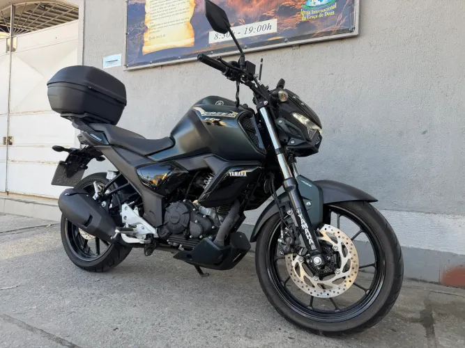 FZ 15 ABS 2025 COM APENAS 2.900 KM