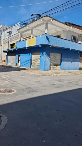 Aluga-se ponto comercial