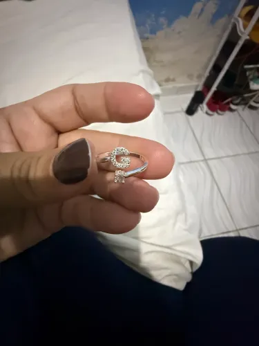 Anel de prata letra G. Ajustável