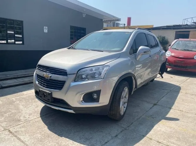 GM Tracker 1.8 Flex 2015 Motor Mecanica Airbag Suspensão Farol Porta Capo Sucata