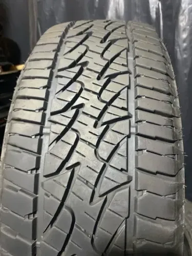 Pneu 205/60/16 Bridgestone Dueller AT Revo2 novo