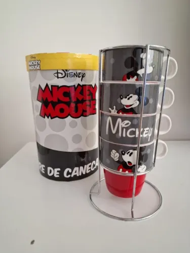 Torre 4 canecas do Mickey - Nunca Usado