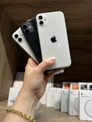iPhone 11 64GB
