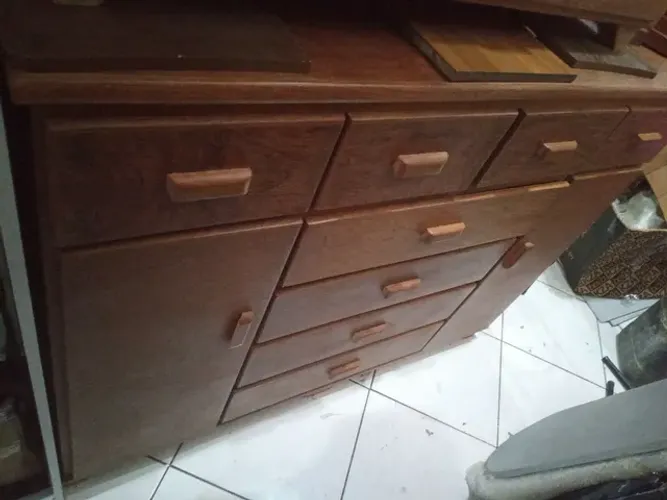 Cômoda gigante de madeira sucupira 8 gaveta e duas sapateira 