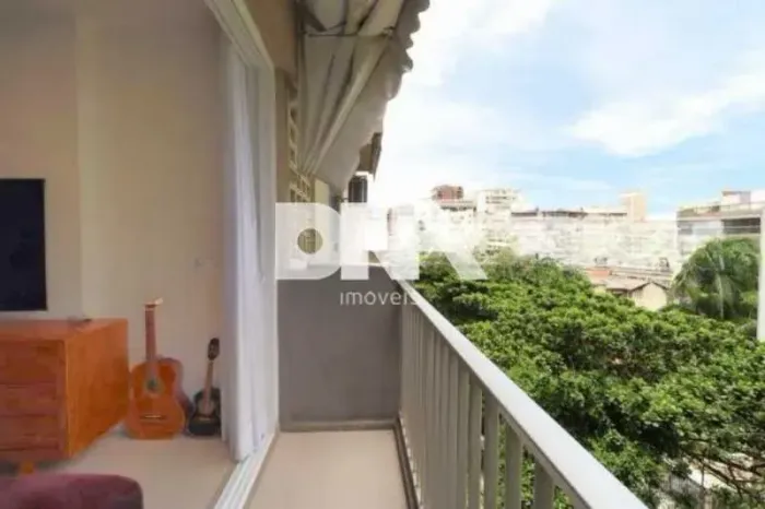 Apartamento - / Residencial / Leblon
