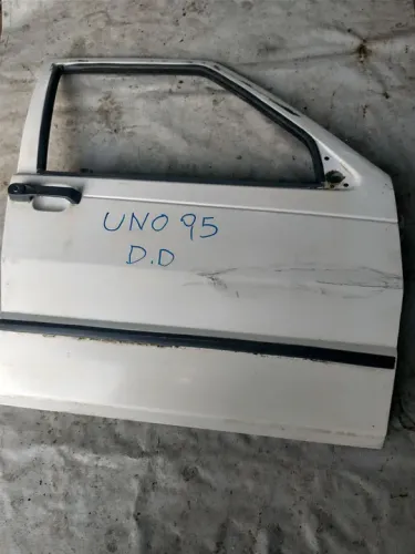 Porta dianteira direito Fiat/uno 95