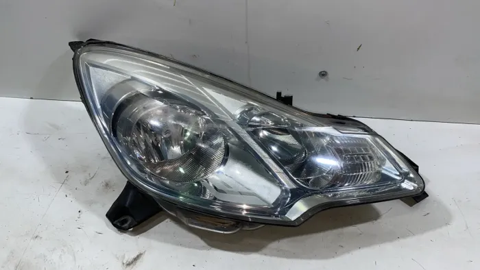 Farol direito Citröen C3 2015 