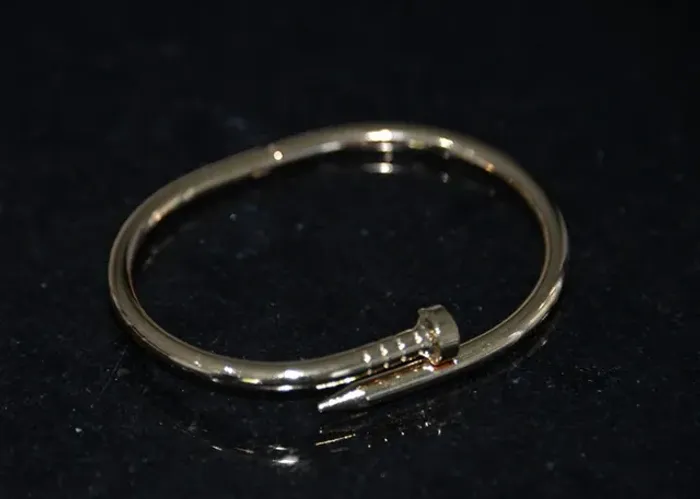 Pulseira Bracelete Prego Parafuso