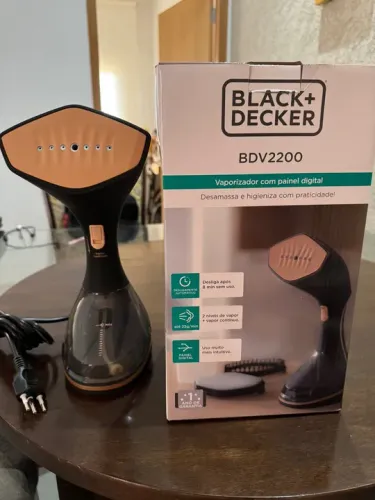 Vaporizador Black Decker com painel digital