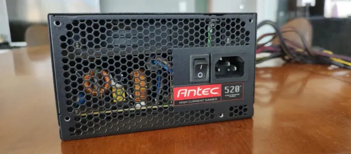 Fonte Gamer Antec 520w 80 Plus