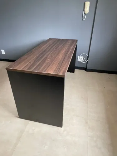 MESA DE ESCRITORIO 1.50x0.60 - LOJA IKONMIXOFFICE