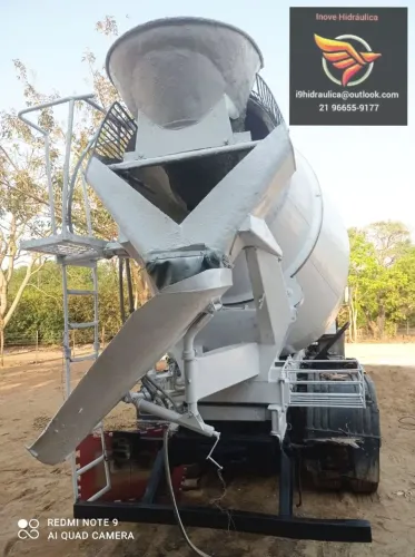 Betoneira liebherr 8m³