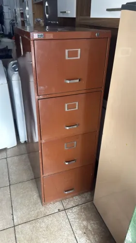 Arquivos de aço 250,00 cada