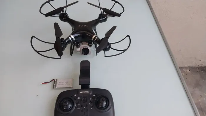 Mini Drone hJhrc c/ câmera.