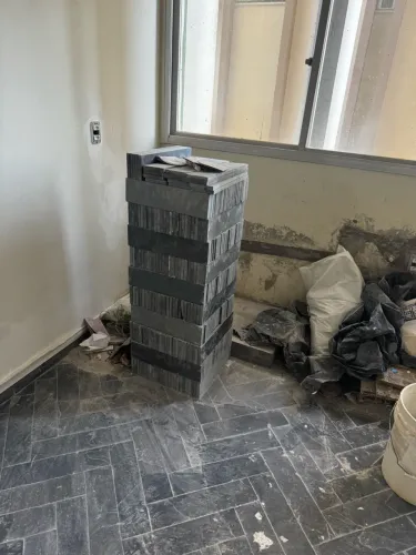 Piso de ardósia