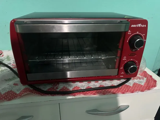 Forno Elétrico Britânia 10L - Vermelho