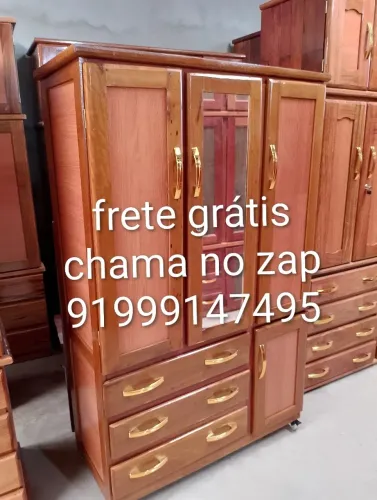 Guarda roupa de solteiro 3 portas com espelho novo frete grátis.
