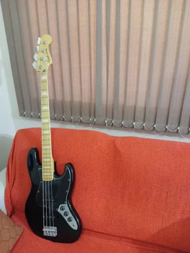 Fender Squier Jazz Bass Custon