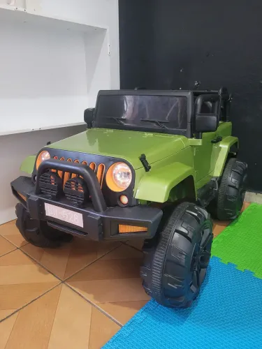 Mini carro elétrico jeep infantil 