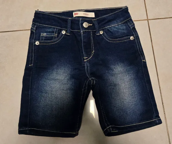 Bermuda Jeans Infantil Levi's - tamanho 4