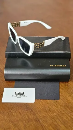 Óculos de Sol Balenciaga BB - Branco