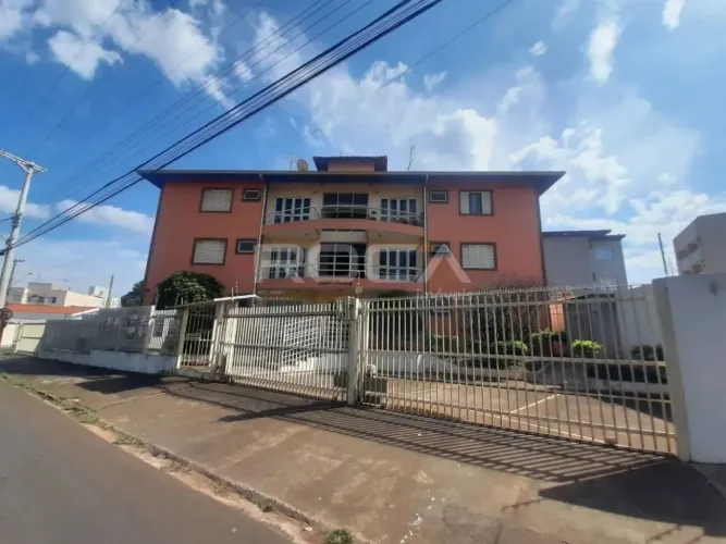 Lindo apartamento à venda no Jardim Santa Paula, São Carlos. Ideal para casais ou solteiro