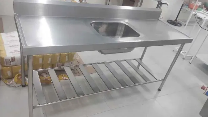 Pia bancada inox 1,90M com cuba 50X40X25 - Marcos