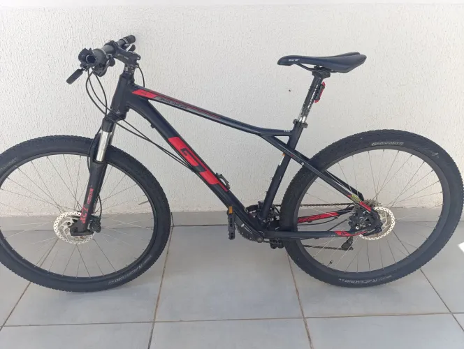 Bicicleta GT avalanche  aro 29 tamanho L com nota  fiscal