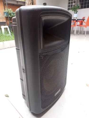 Caixa Loud Vox