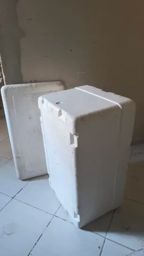 Caixa de isopor 100 litros