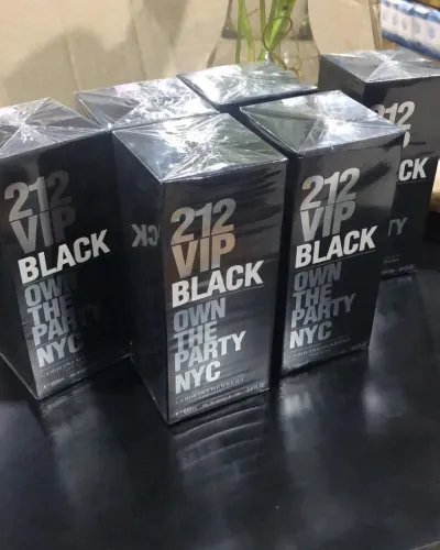 Perfume 212 VIP Black Carolina Herrera 100ml 