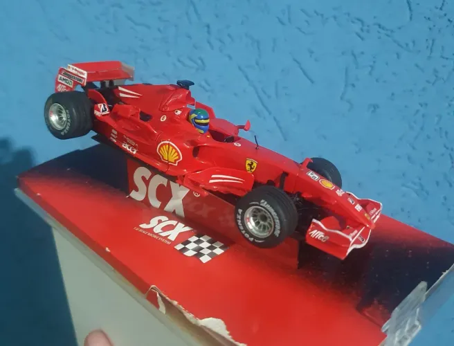 Carrinho Autorama SCX  Ferrari 