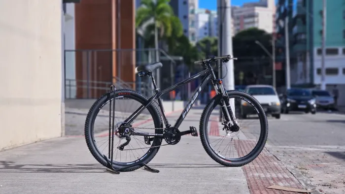 Bicicleta Aro 29 Alumínio Suspesão First Microshift 21v Cabeamento Interno NOVA 18x R$8333