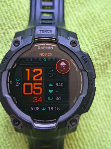 Garmin instinct 3 4.5 mm amoled 