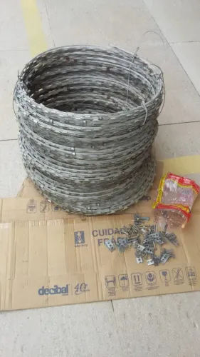 Concertina galvanizada dupla 15 metros