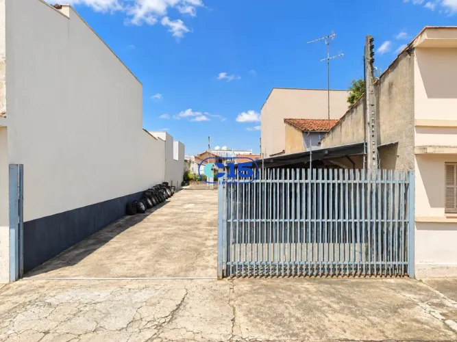 VENDE-SE TERRENO NO CENTRO FRANCA SP