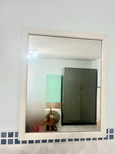 Espelho Pequeno Moldura Branca