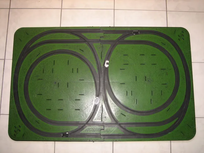 Pista do brinquedo PEGA PEGA da Troll dos anos 70.