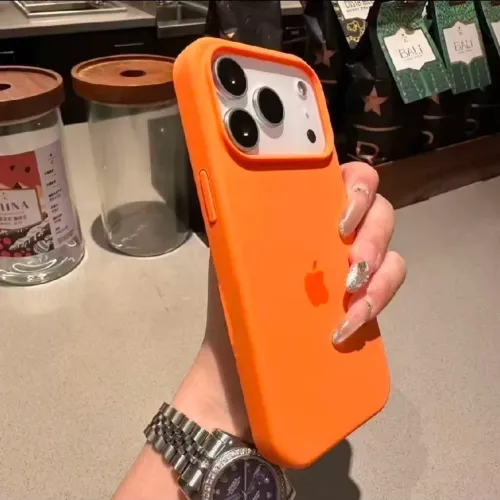 Capinha pra iphone xr e 11 transformado pra 17pro