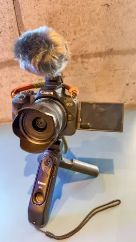 canon R50 creator