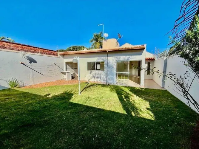 Casa 3 quartos para locação no Vila Operária em Rio Claro.