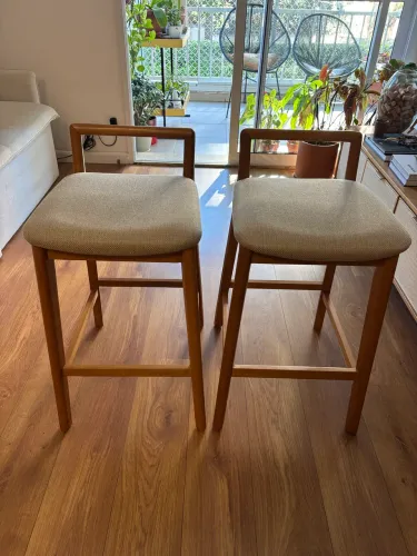 Duas Banquetas de tecido Abracasa