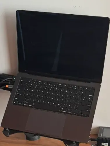 Macbook pro 14 pol. M3 pro, 18Gb Ram, 1Tb ssd