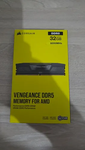 Memória RAM Corsair Vengeance 32GB (2x16GB) DDR5 6000MHz - CL30