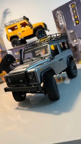 Carro de controle remoto 4x4