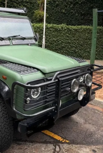 Quebra Mato Defender Com 4 Faróis Auxiliares