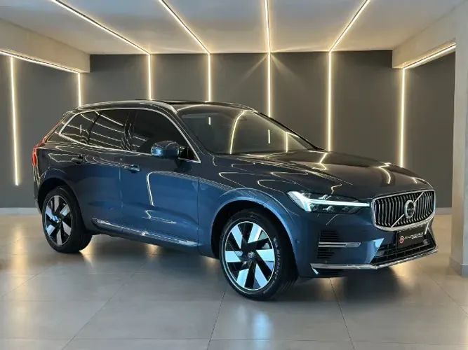 Volvo XC-60 T-8 Ultimate 2.0 AWD (híbrido) 2024