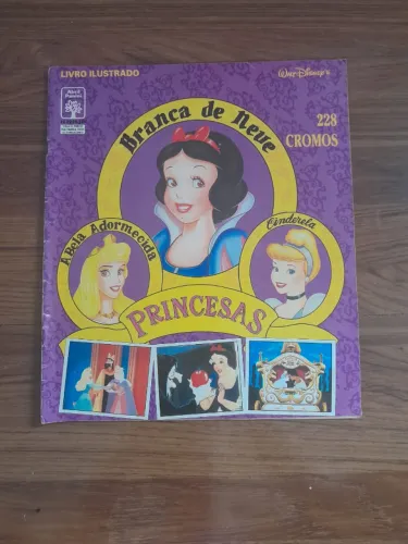 Álbum de Figurinhas Princesas 1995