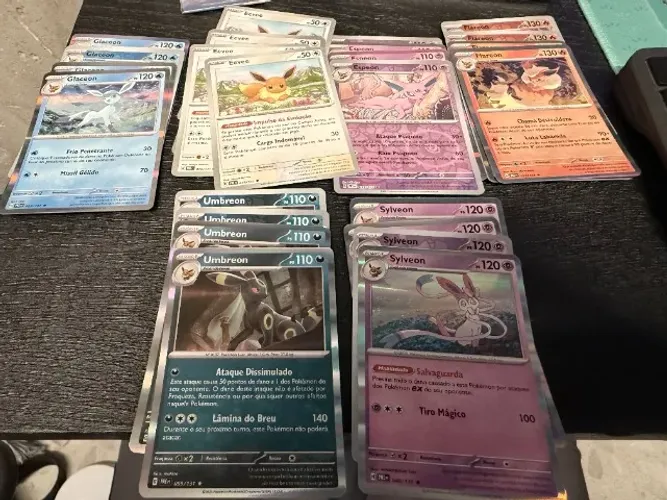 Eevee+Eeveelutions evoluções Prismaticas - Pokemon TCG